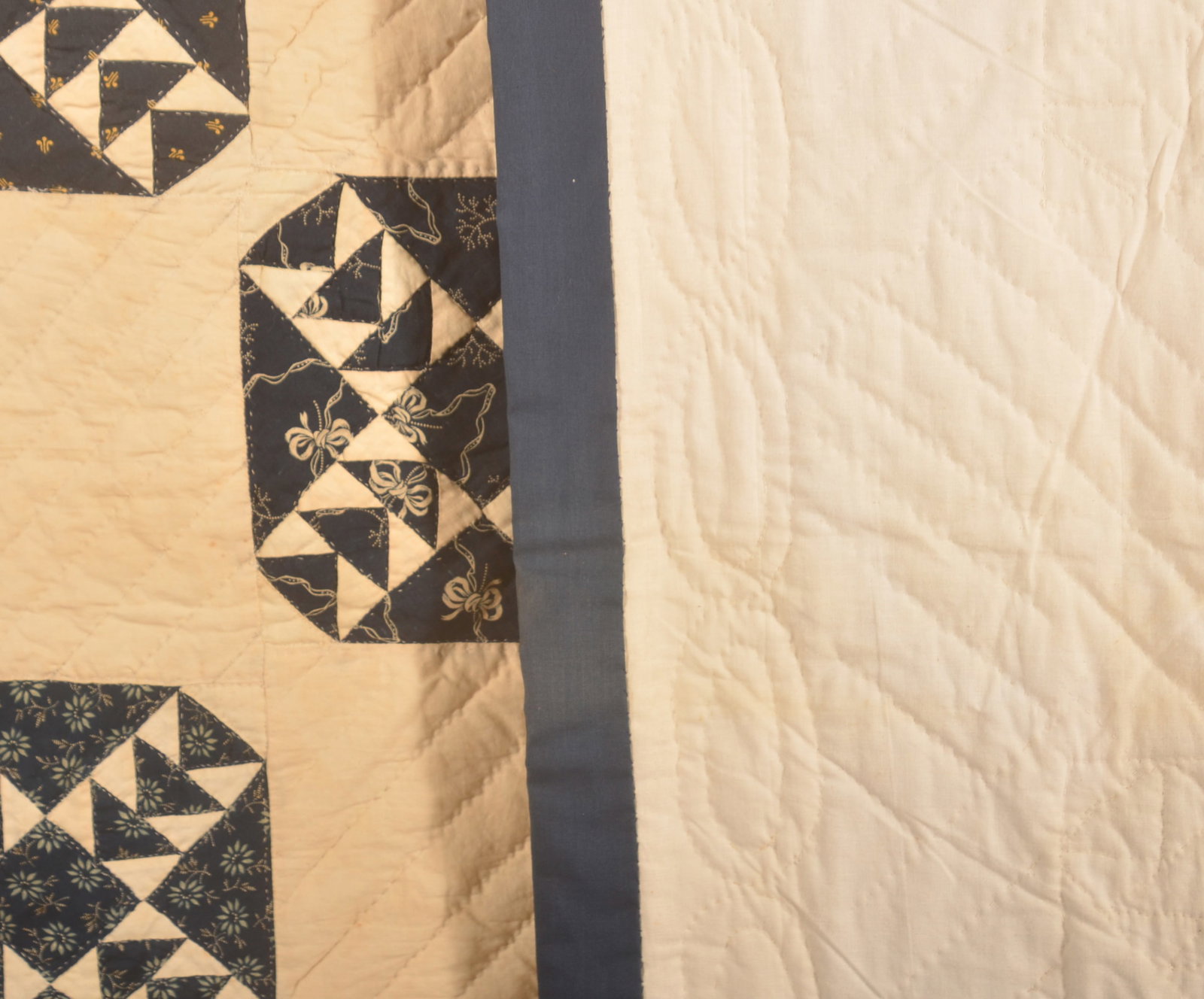 Antique Goose Chase Pattern Quilt - 4
