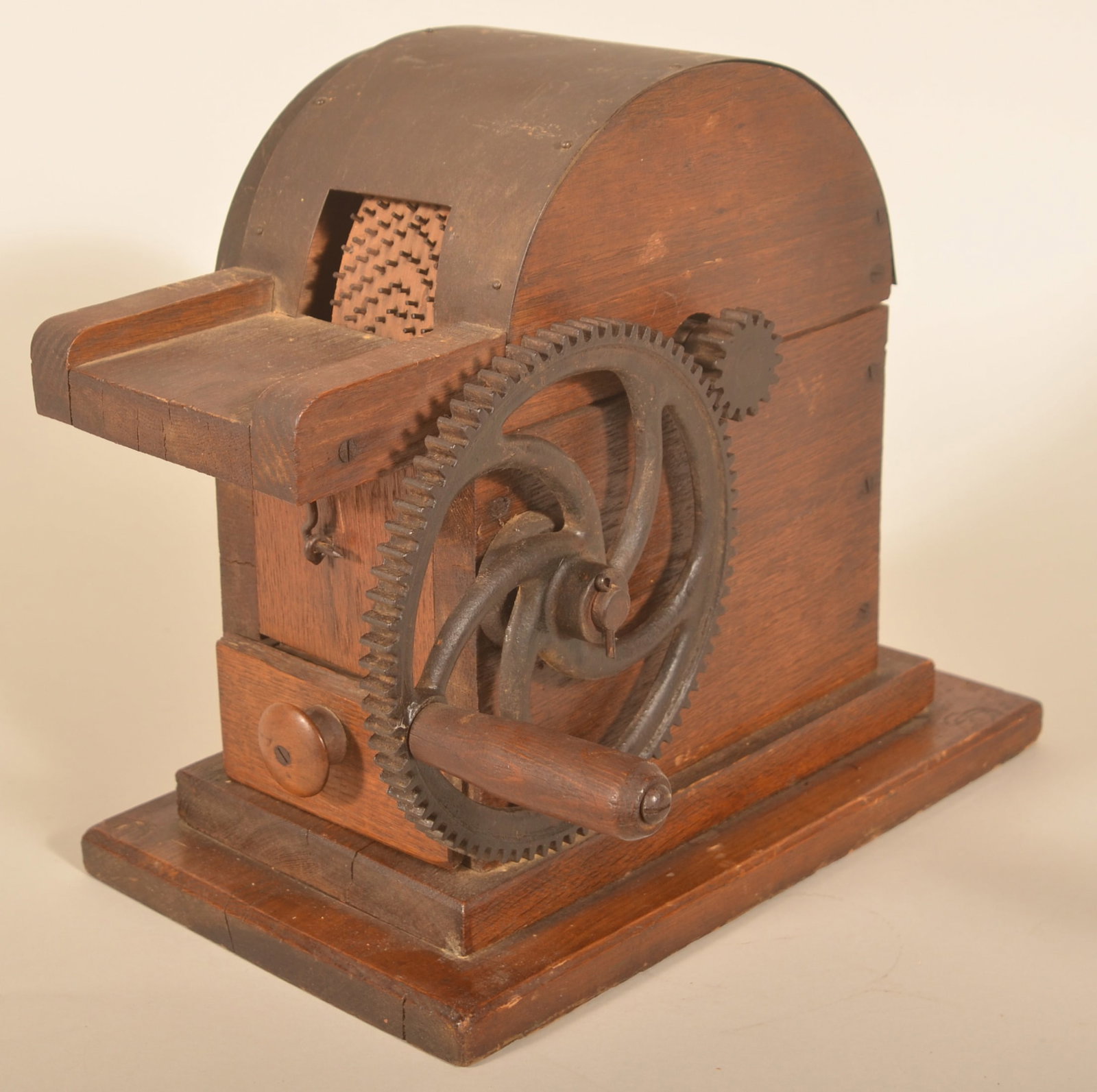 Antique Hand-Cranked Horseradish Grater (1 of 4)
