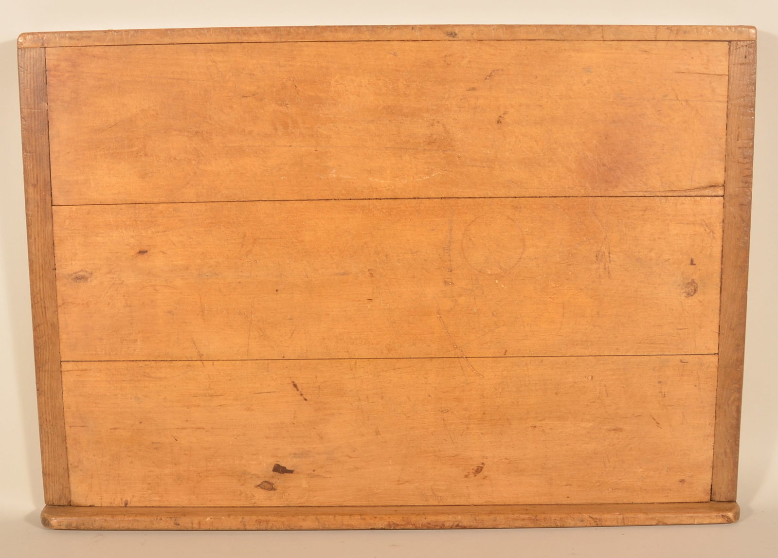 Large Antique Dough Board: Very nice dough board with backsplash and front board meant to keep the board from sliding while rolling out dough. Breadboard ends, very nice patina. 27 1/4" x 39 1/4"