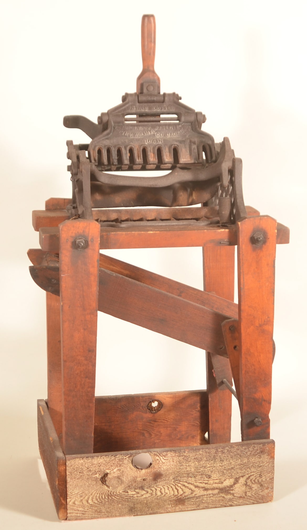 Antique Aspinwall Cast Iron & Wood Potato Cutter (1 of 8)
