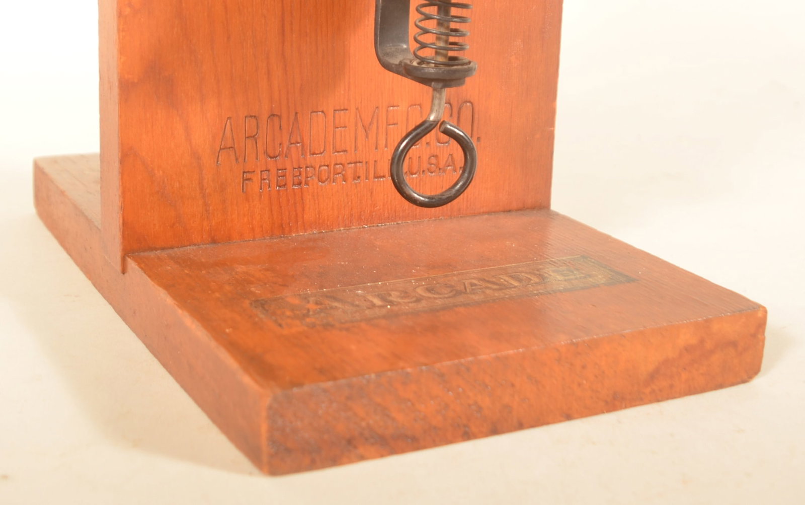 Arcade Double-Mounted Wall Coffee Grinder Display - 5