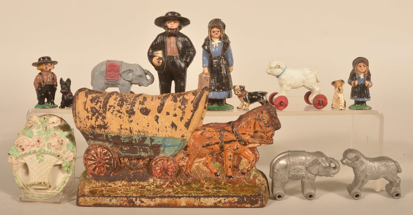 Hubley Cast Iron Doorstop & Figures (1 of 4)