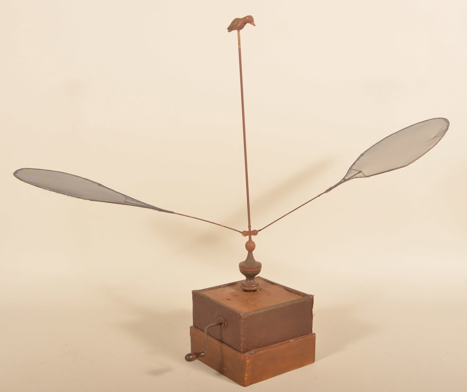 Antique Wind-Up Countertop Store Fan (1 of 5)