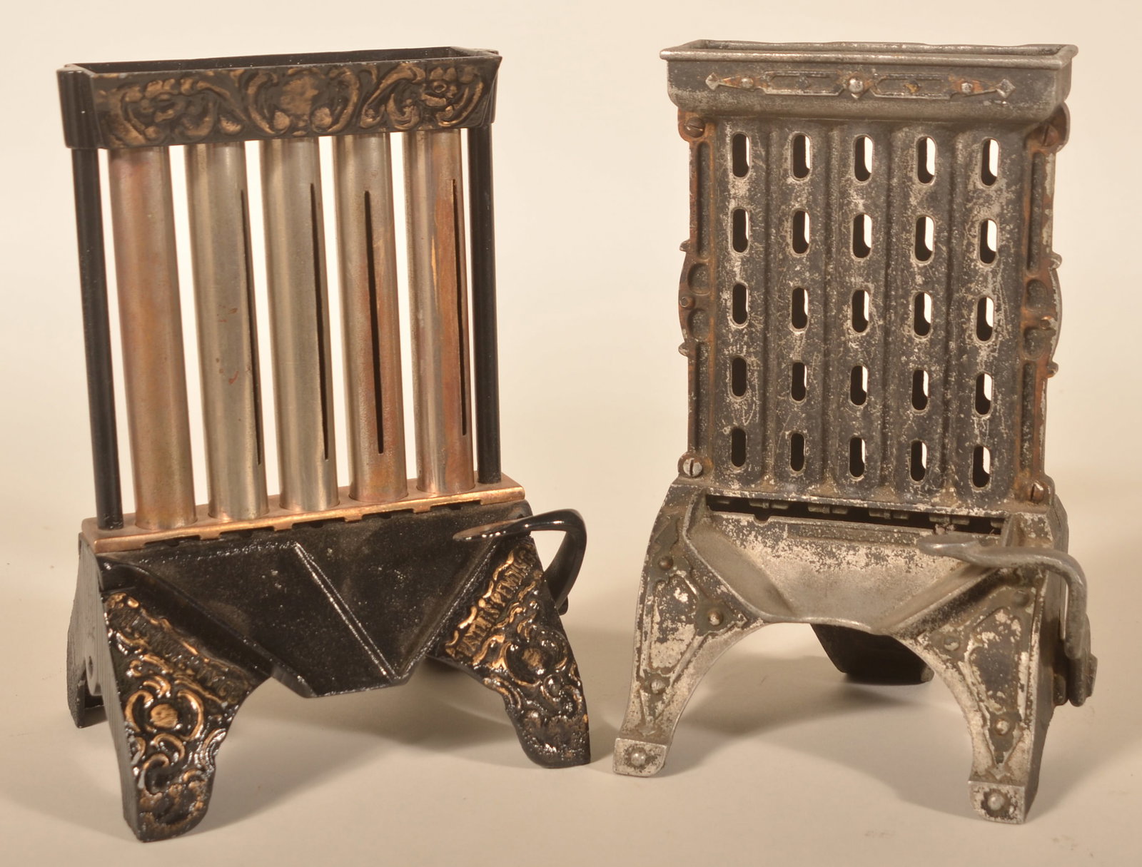 Two Rare Countertop Coin-Op Change Dispensers (1 of 5)