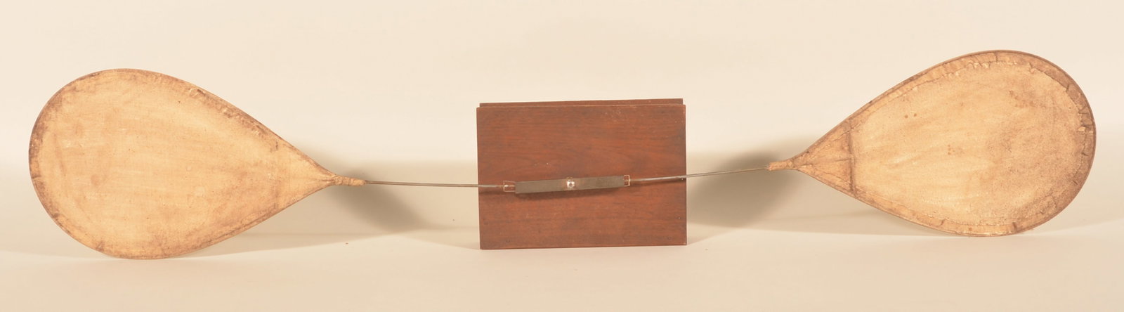 Early Key-Wind Mechanical Ceiling Fan - 2