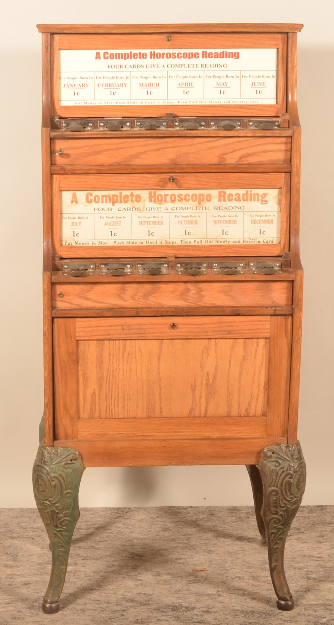 Antique Horoscope Reading Coin-Op Arcade Game (1 of 4)