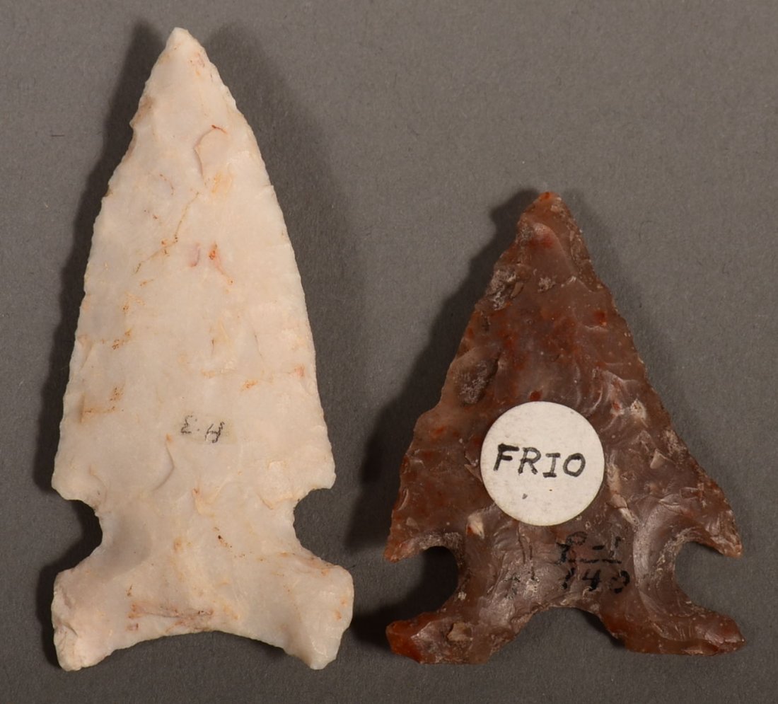 2 ancienct flint points - "Graham cave" type marked: 2 ancienct flint points - "Graham cave" type marked Fulton Co. - "Frio" type - both from the Sisemore Coll.