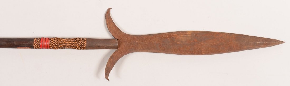 A Dayak iron tipped spear - Good: A Dayak iron tipped spear - Good