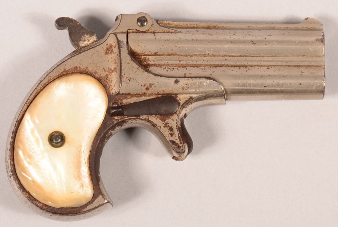 Remington Double Derringer nickel plated model No.2: Remington Double Derringer nickel plated model No.2 with mother-of-pearl grips, 41 rimfire 3" barrel marked REMINGTON & SONS, ILION NEW YORK, ELLIOT'S PATENT DEC. 12TH, 1965, serial number 171, matchi