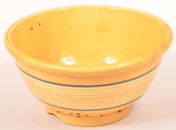 Yellowware Colander with Band Decoration. (1 of 2)