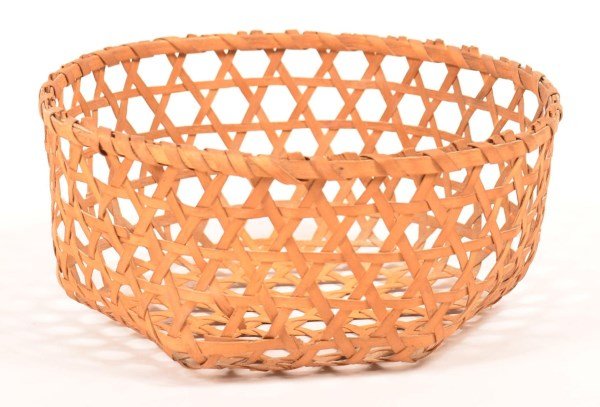Woven Splint Cheese Basket. (1 of 2)
