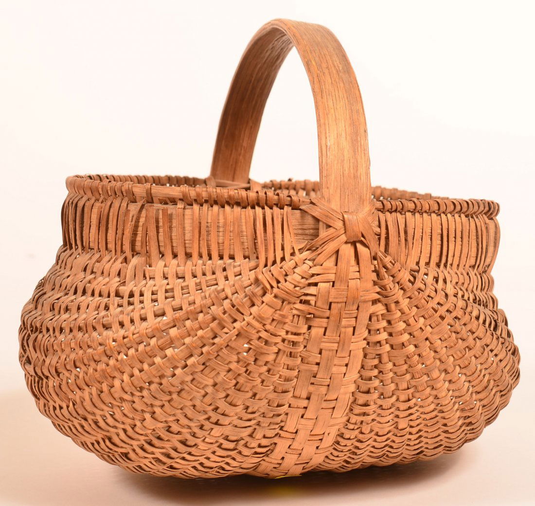 Pennsylvania Woven Oak Splint Market Basket. (1 of 4)