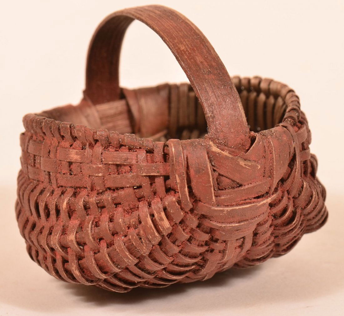 Pennsylvania Miniature Woven Splint Basket. (1 of 3)