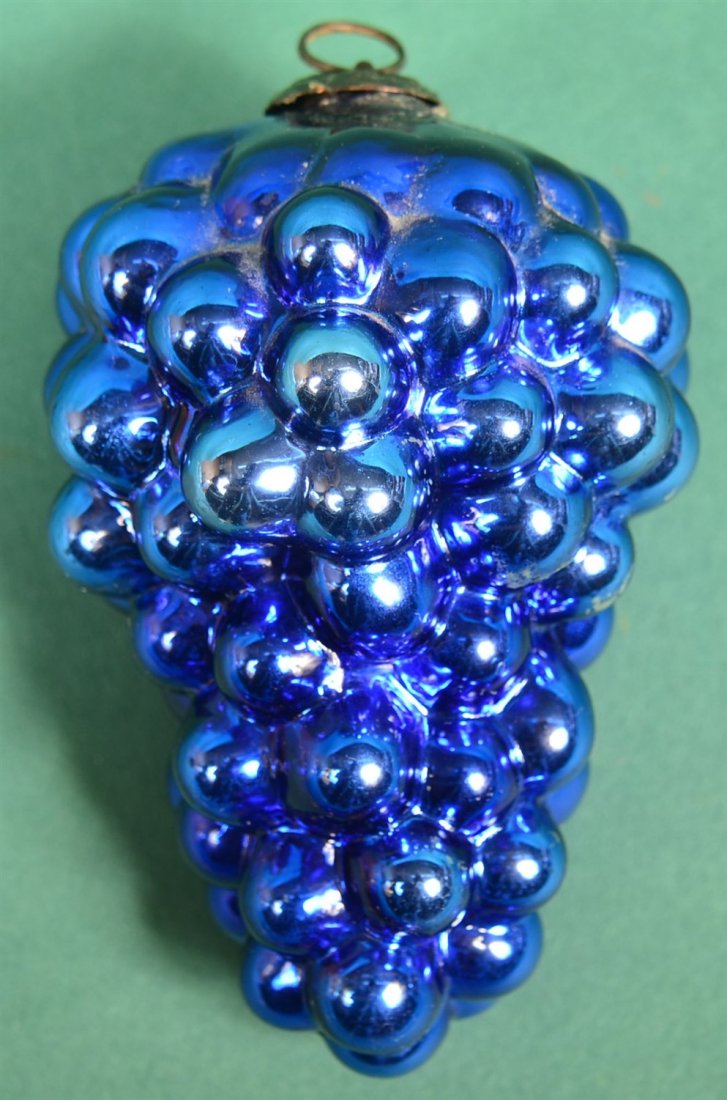 Antique German Kugel, Cobalt Blue Grapes. (1 of 2)
