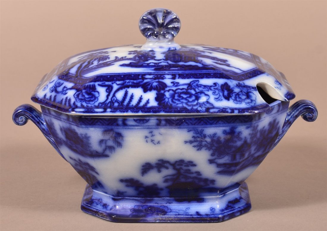 Flo Blue China "Hong Kong" Soup Tureen (1 of 3)