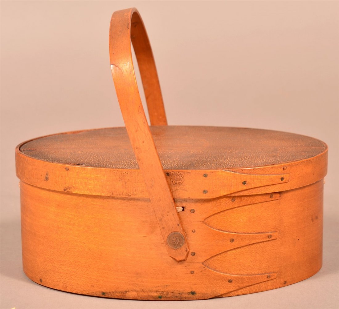 19th C. Shaker Finger Link Pantry Box (1 of 3)