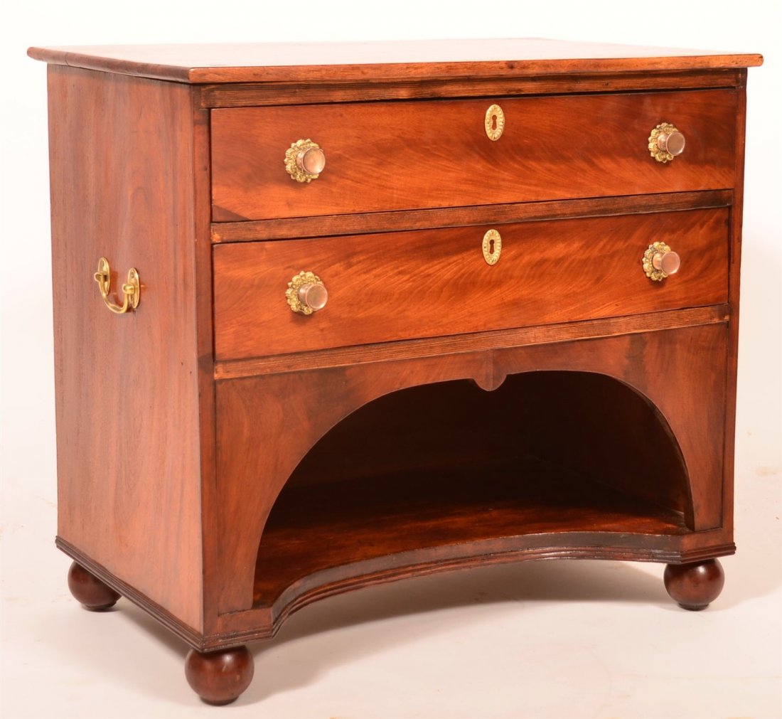 American Federal Mahogany End Table. (1 of 2)