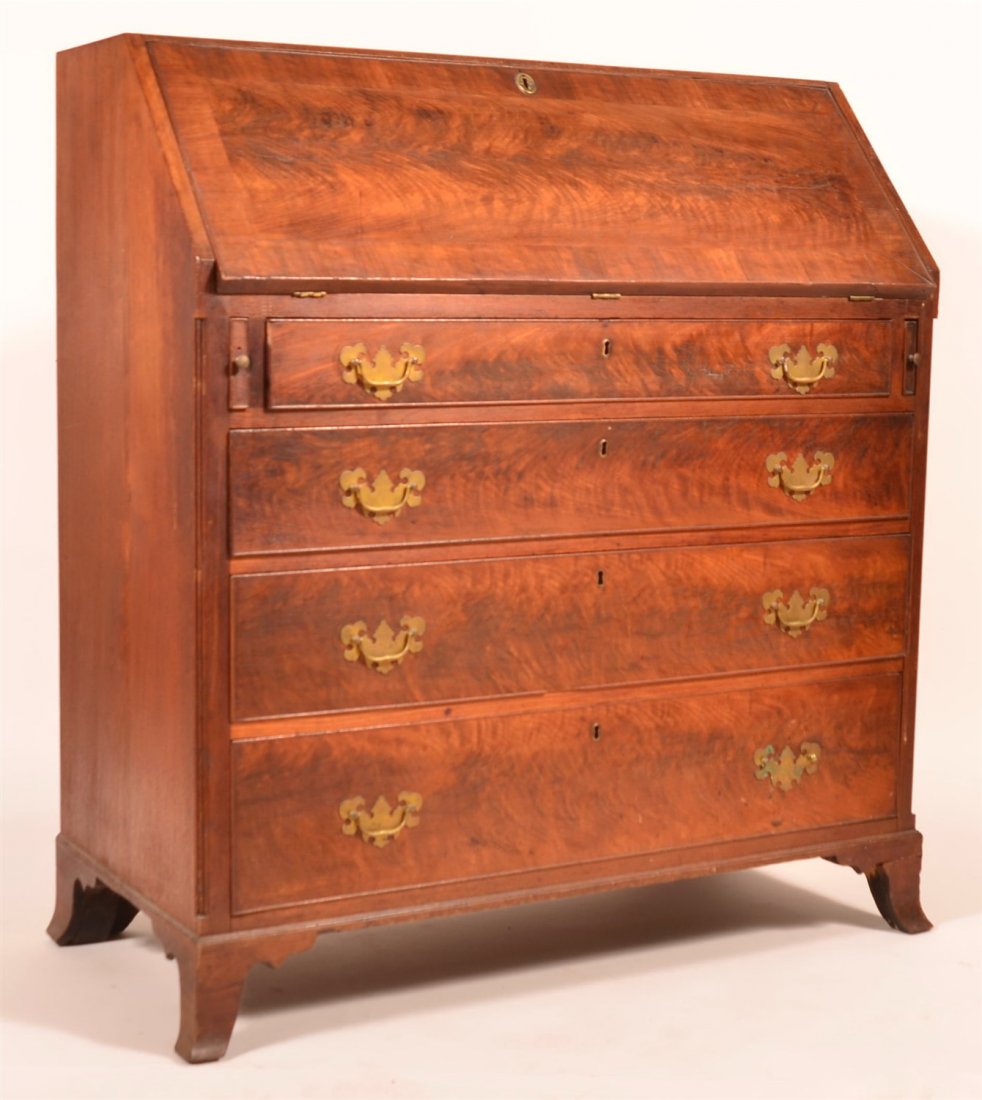 Pennsylvania Hepplewhite Slant Lid Desk. (1 of 4)