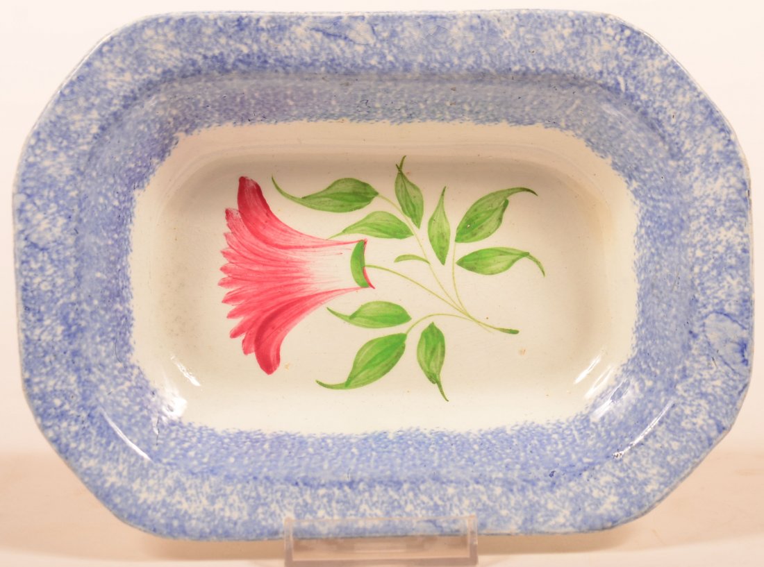 Blue Spatter Thistle Pattern Vegetable Dish. (1 of 2)