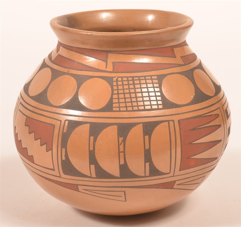 Mata Ortiz Mexican Indian Pottery Bowl. (1 of 3)