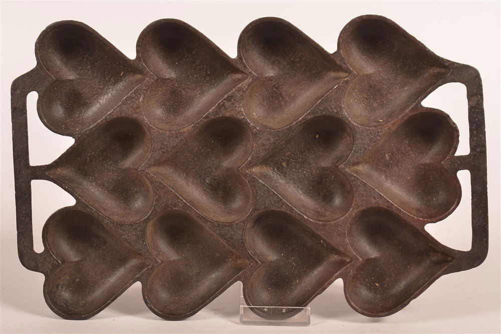 Mid 19th C. Fold Art Heart Form Cast Iron Pan (1 of 2)