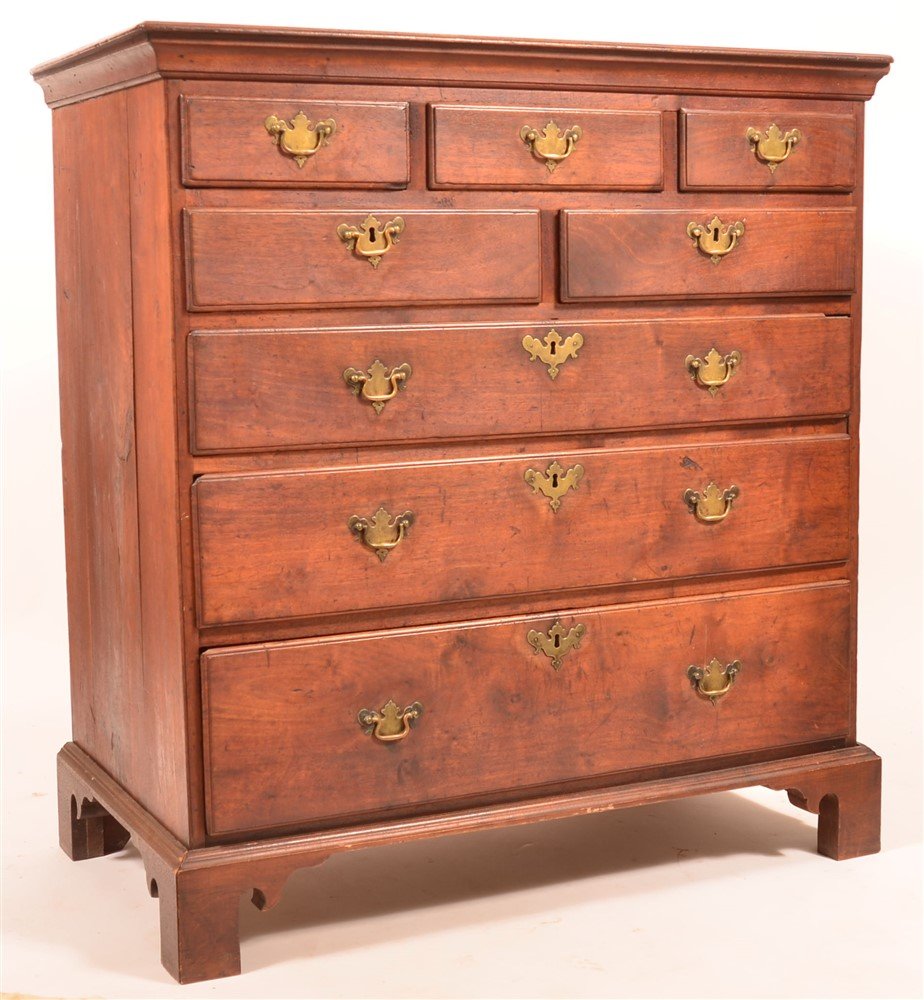 American Chippendale Walnut Chest of Drawers. (1 of 2)