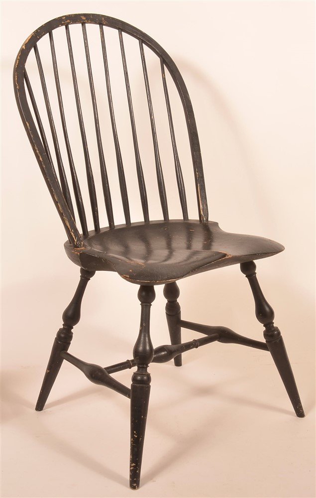 Reproduction Windsor Bow-Back Sidechair. (1 of 3)