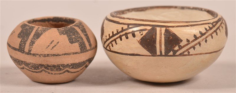 Two Vintage Pueblo Indian Miniature Bowls. (1 of 3)