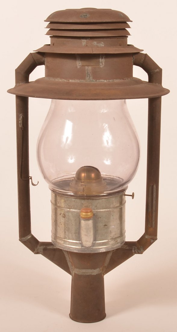Tin Post Lantern with Glass Shade and Burner. (1 of 4)