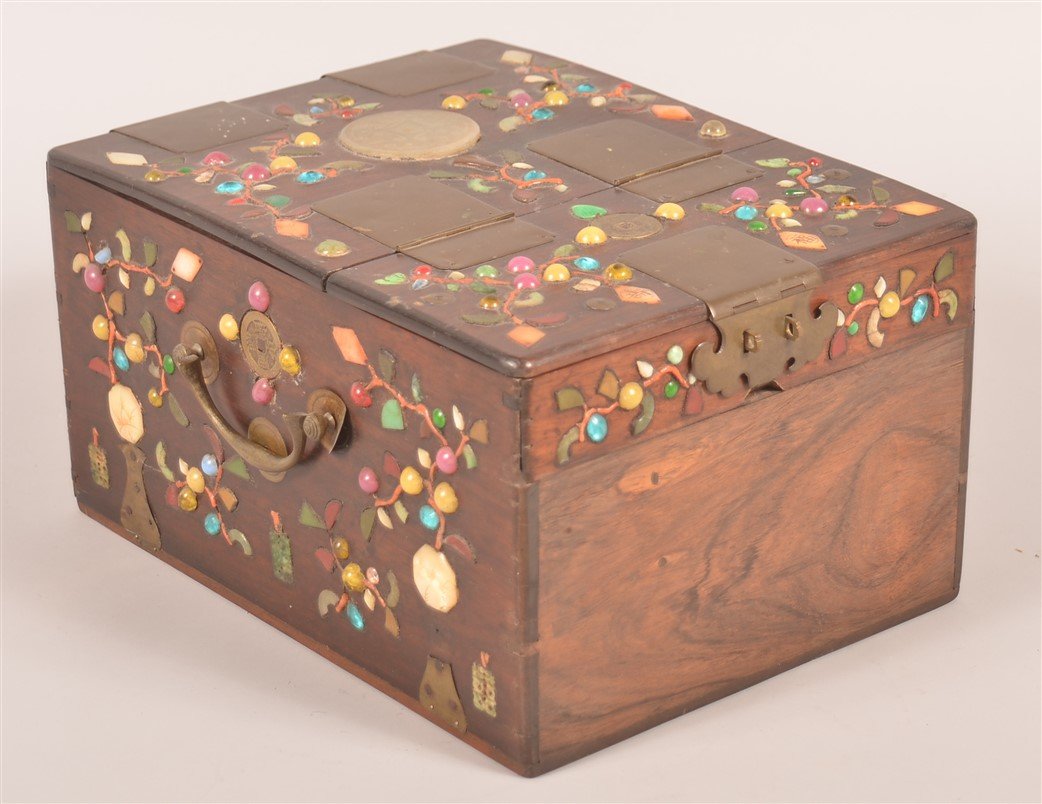 19th Century Oriental Rosewood Travel Box. (1 of 4)