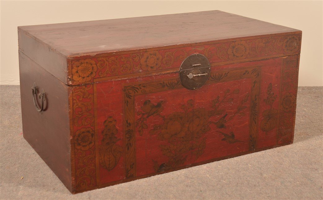 Vintage Chinese Red Lacquered Storage Chest. (1 of 3)