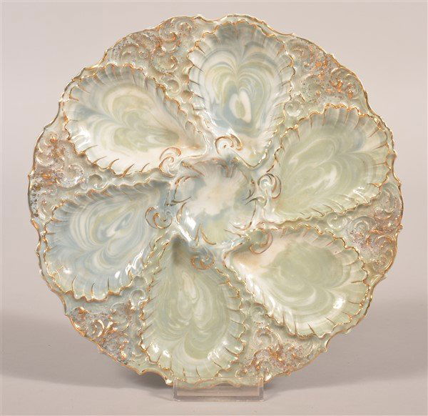 Scroddleware Hard Paste China Oyster Plate. (1 of 2)