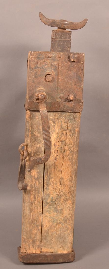 Iron and Wood Conestoga Wagon Jack. (1 of 4)