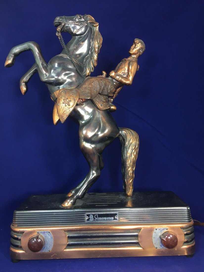 Vintage Abbotwares Novelty Horse Sculpture Tube Radio