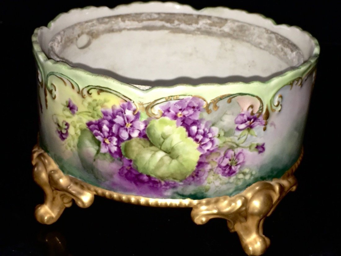 Antique AKD LIMOGES French Footed Jardinier: Antique AKD LIMOGES French Hand Painted Footed Jardiniere Planter Centerpiece W/Linear.It comes with the original stamped linear. In great condition with no damage and super bright colors. Beautiful p