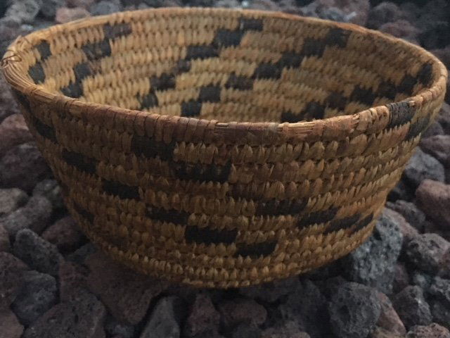 Native American Basket: Measures approx 7" in Diameter and 4" in Height. Local shipping cost is $25