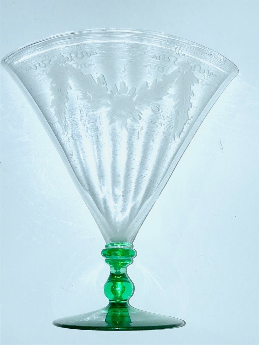 SIGNED STEUBEN ETCHED GLASS FAN VASE: SIGNED STEUBEN ETCHED GLASS FAN VASEMeasures approx 9" in its widest point and approx 8" TallLocal shipping cost is $30
