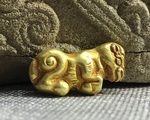 Rare Old Chinese Liao Dynasty 24K Pure Gold Dog (1 of 8)