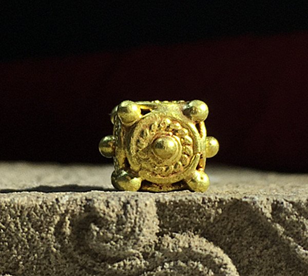 Rare Old Chinese Liao Dynasty 24K Pure Gold Pendant (1 of 7)