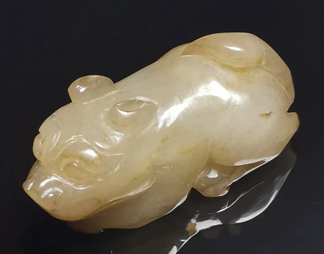 Antique Chinese Whitish Jade Carved Pig Pendant (1 of 6)