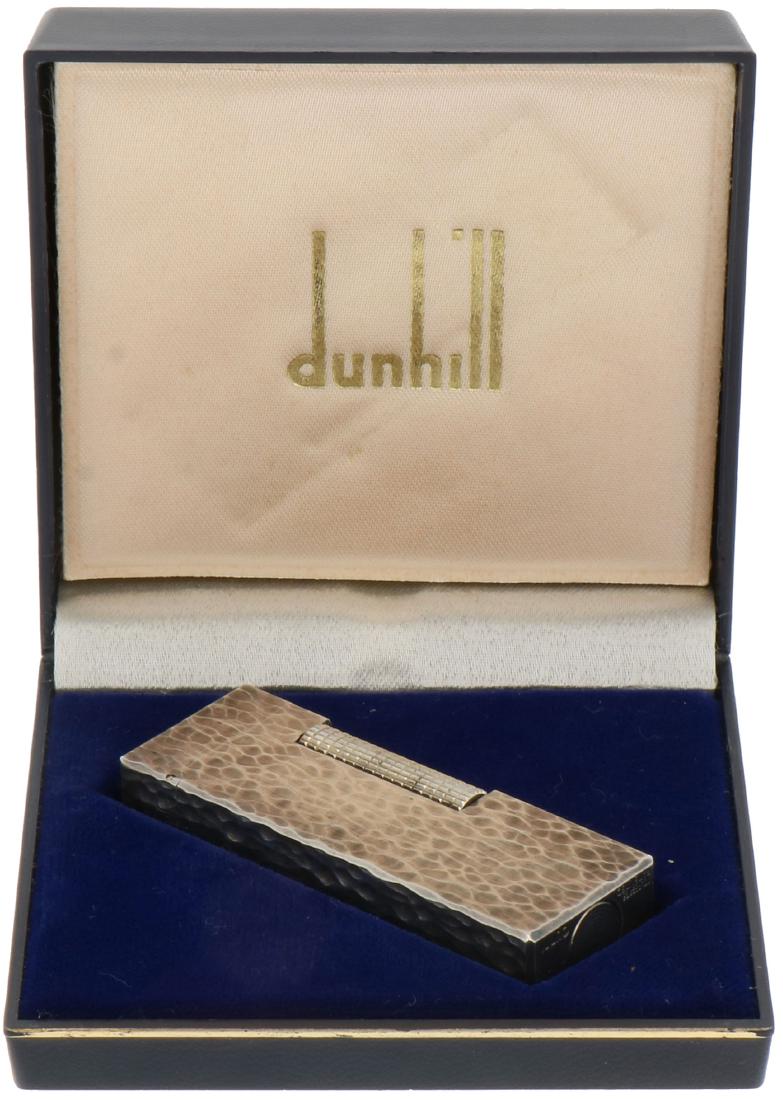 Dunhill lighter silver plated.: With original box. Switzerland, 1978. 6.3 x 2.3 x 1.1 cm. Total weight 72 grams.