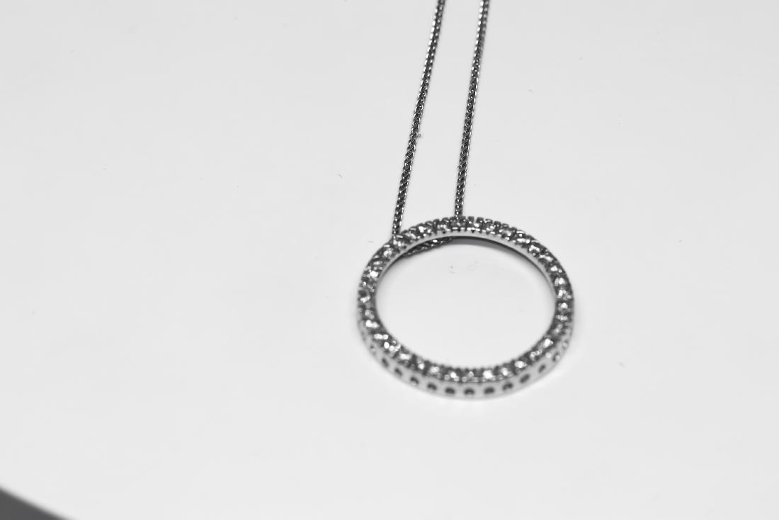 14k Round pendant diamond (1 of 1)