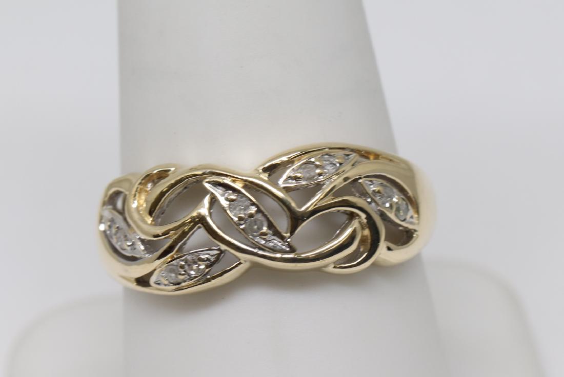 Women Diamond Ring (1 of 4)