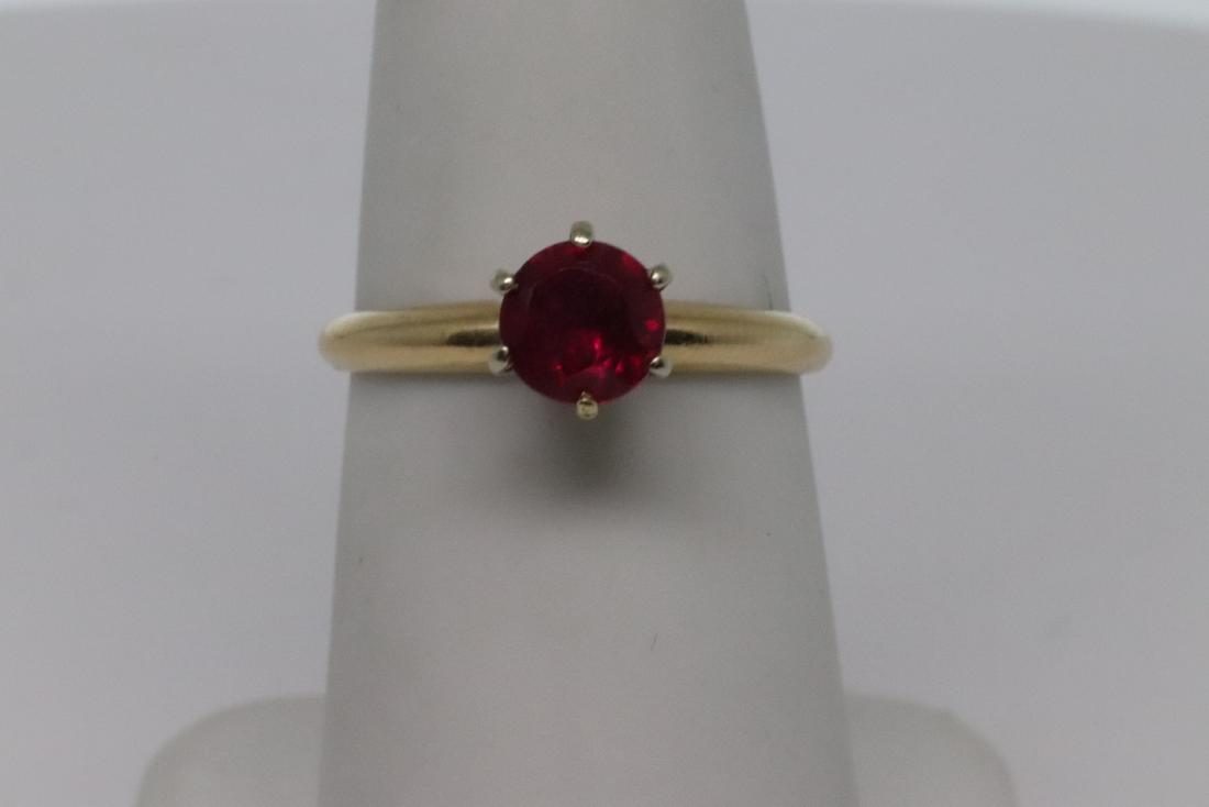 14Kt Ruby Ring (1 of 3)