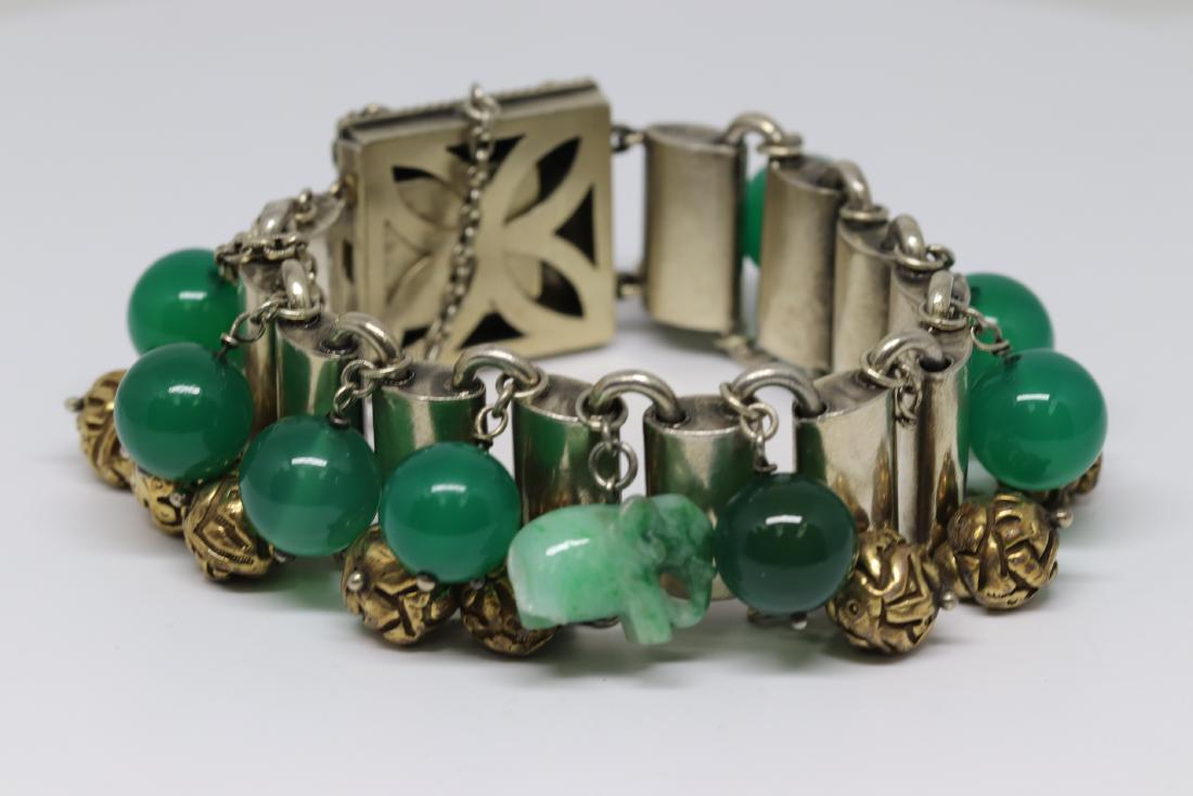 Beautiful Art Deco Design Jade Bracelet. (1 of 4)