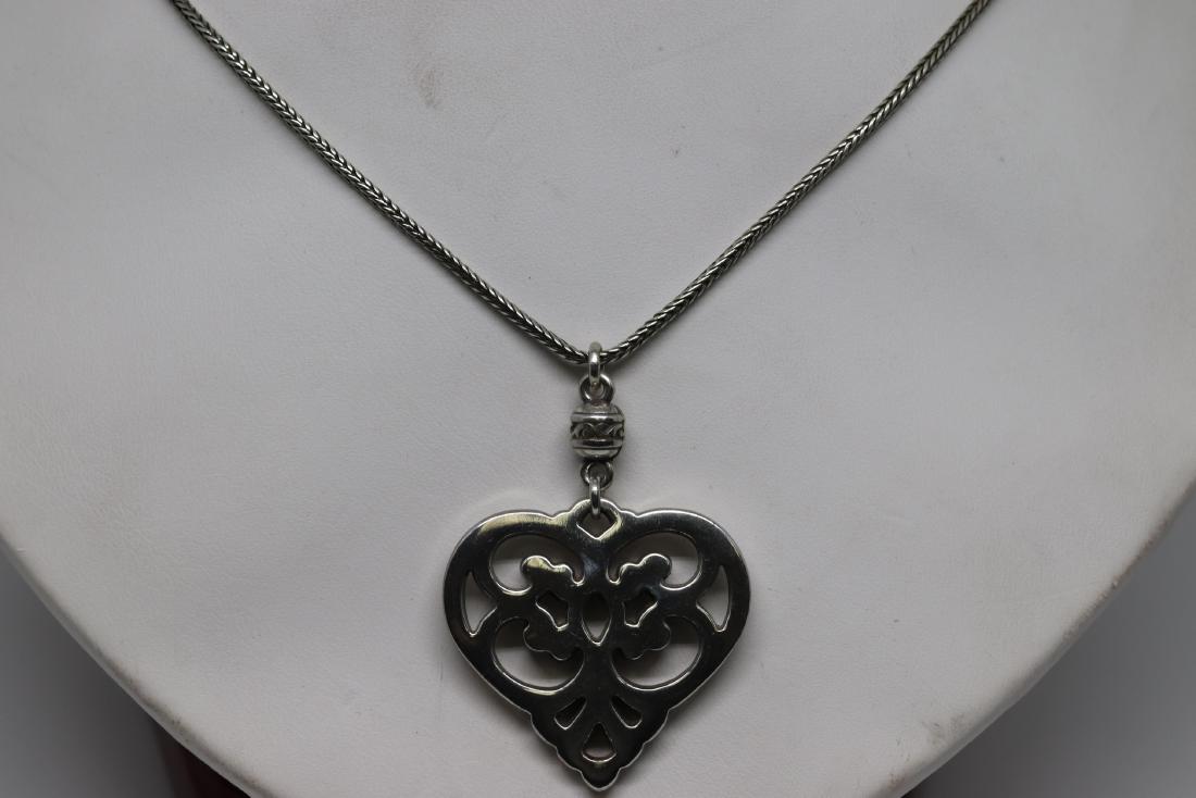Gorgeous Womens Heart Necklace 925 silver: Gorgeous Womens Heart Necklace 925 silver 21.6g