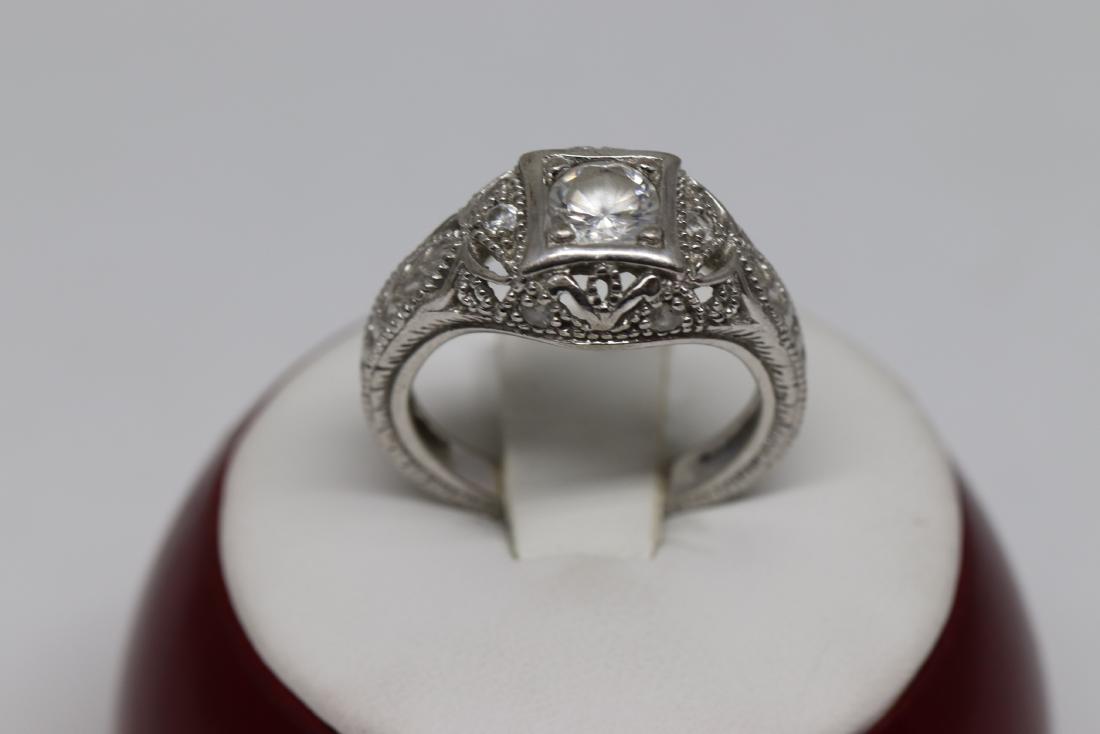 Gorgeous 925 silver Womens Ring With cuz stones (1 of 3)
