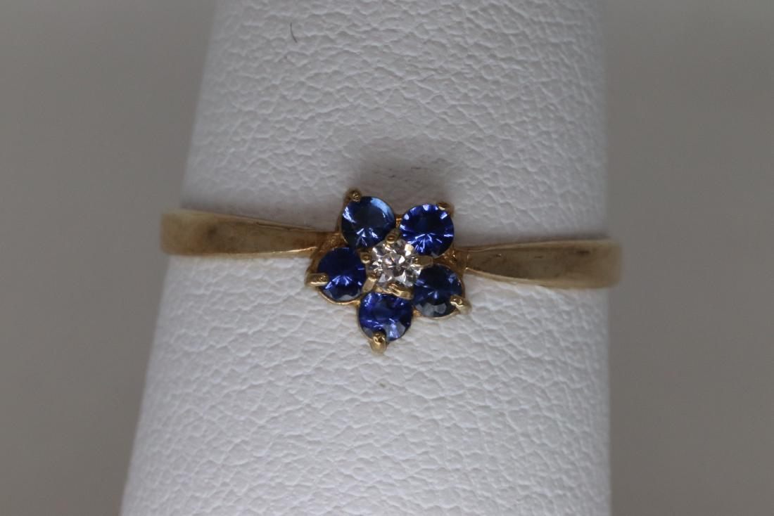 10Kt Diamond Ring (1 of 4)