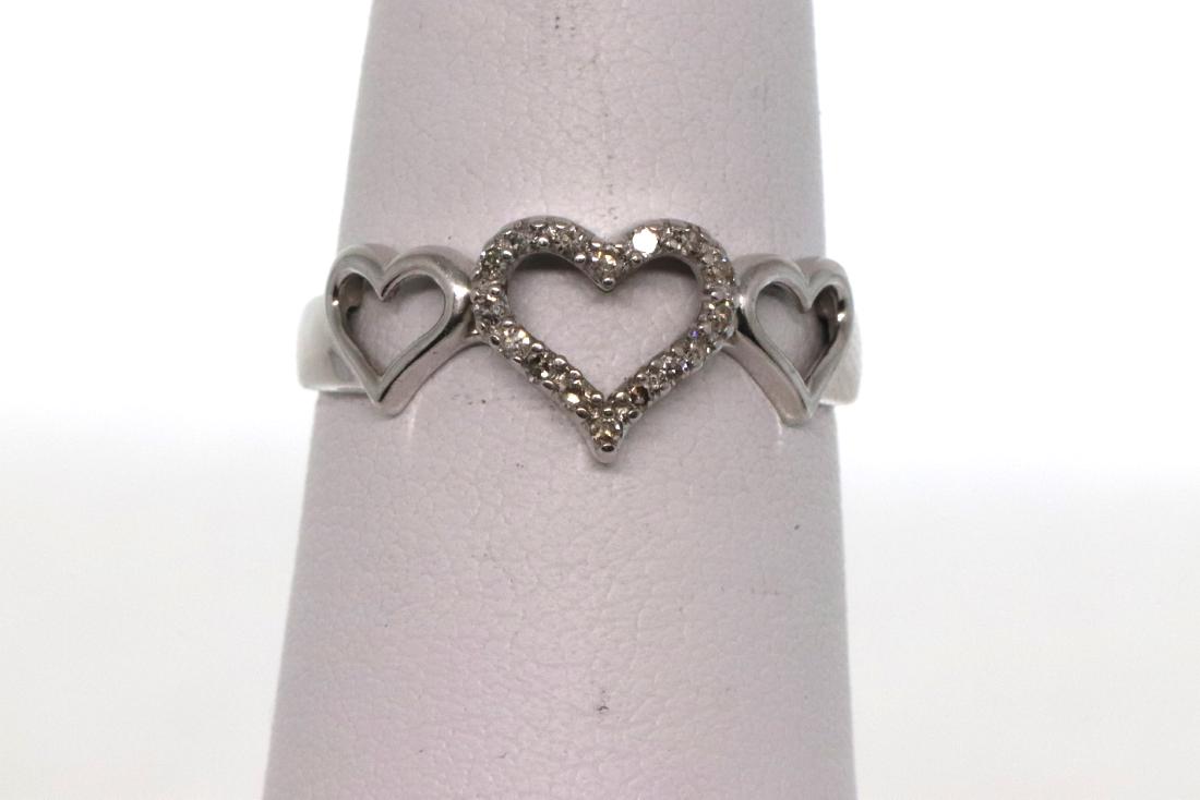 14k Diamond Heart Ring (1 of 4)
