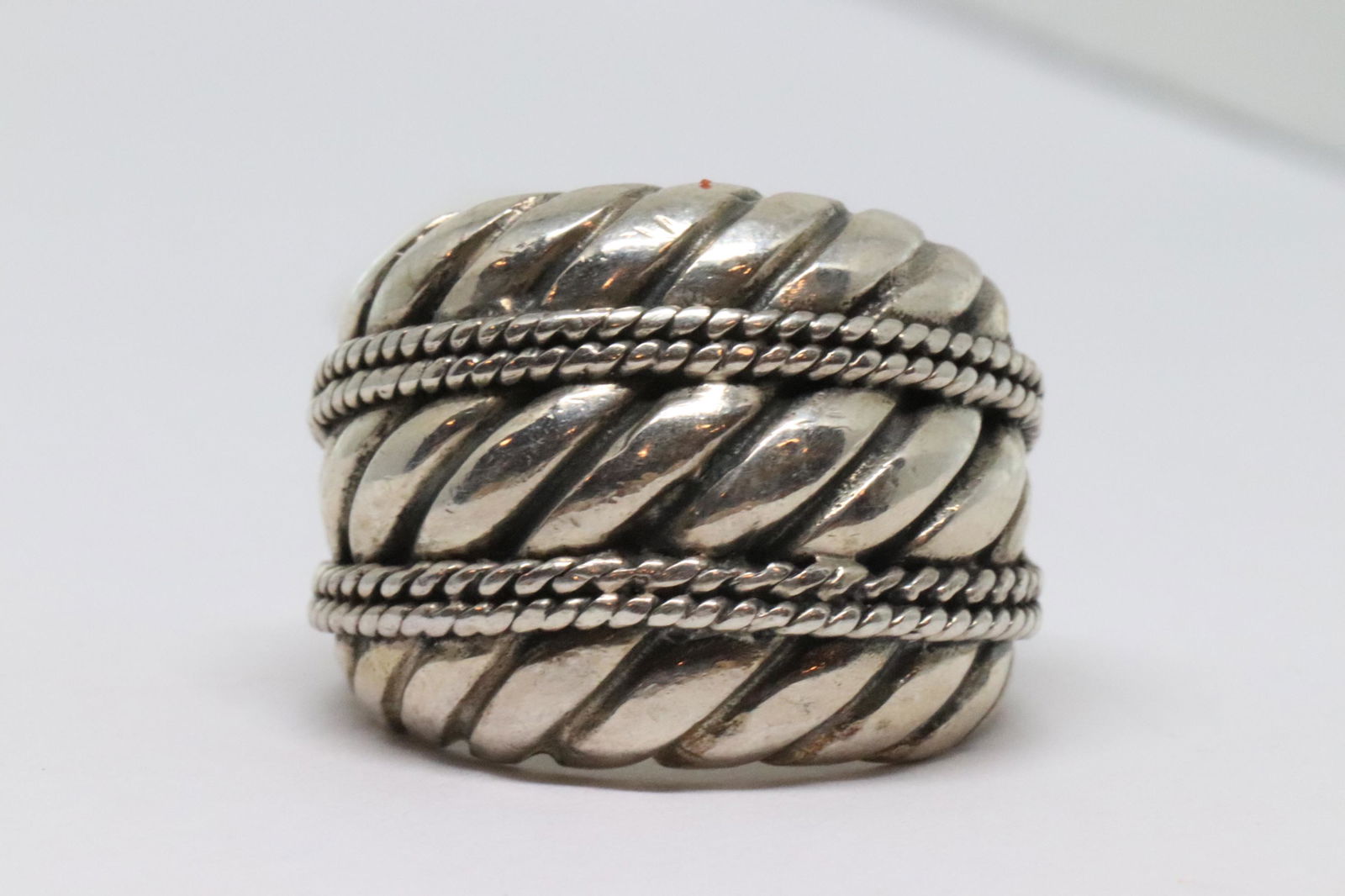 925 ladies ring (1 of 2)